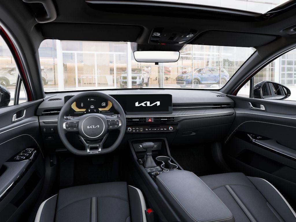 2026 Kia K5 Base