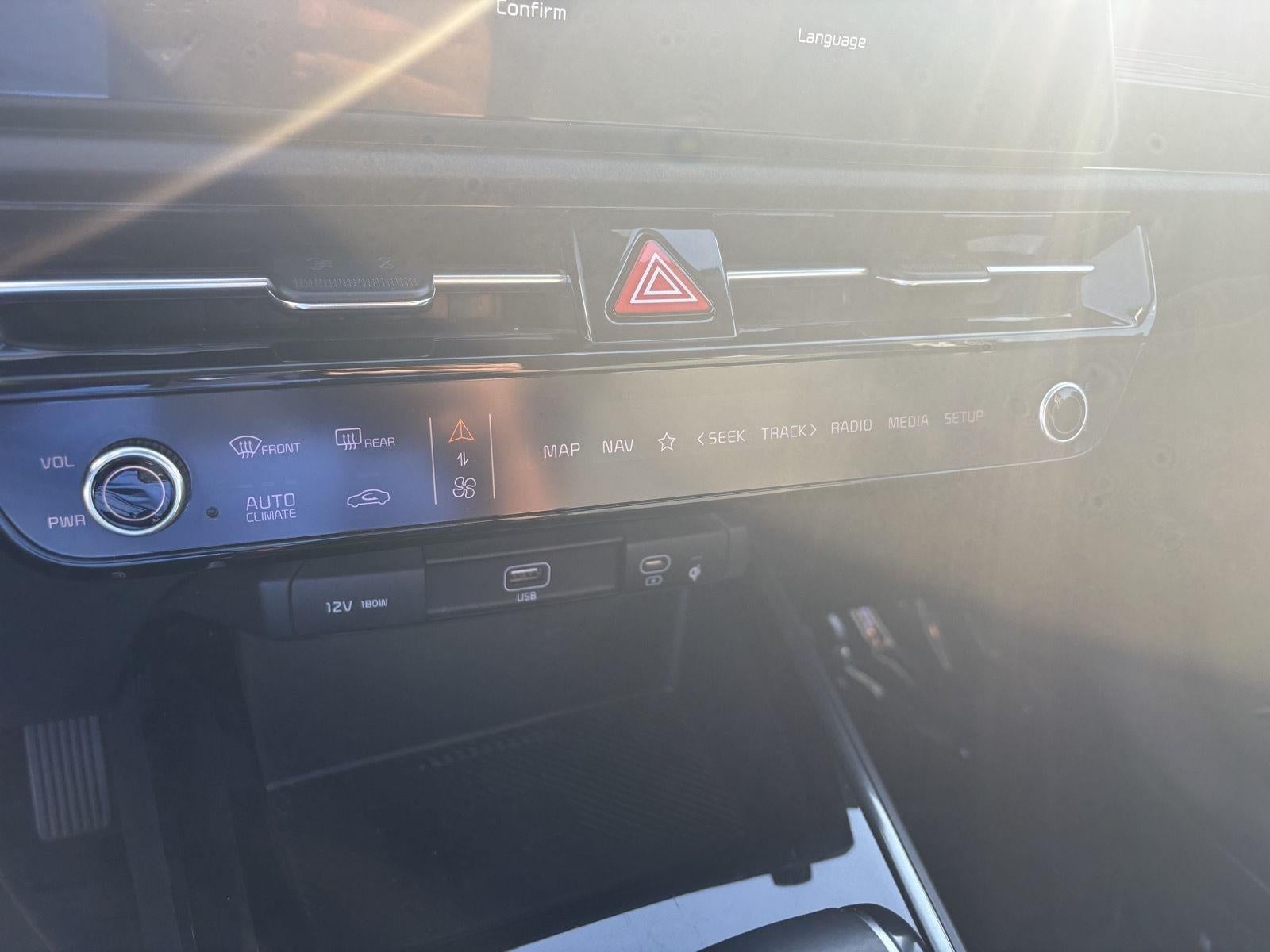 2023 Kia Niro EX