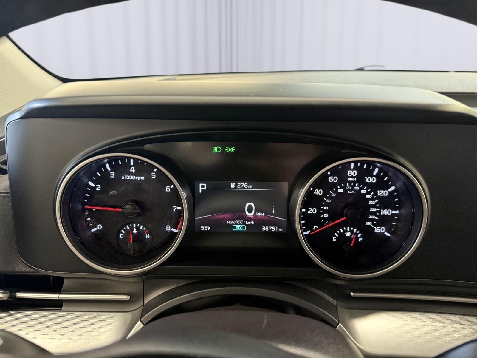 2024 Kia Carnival LX