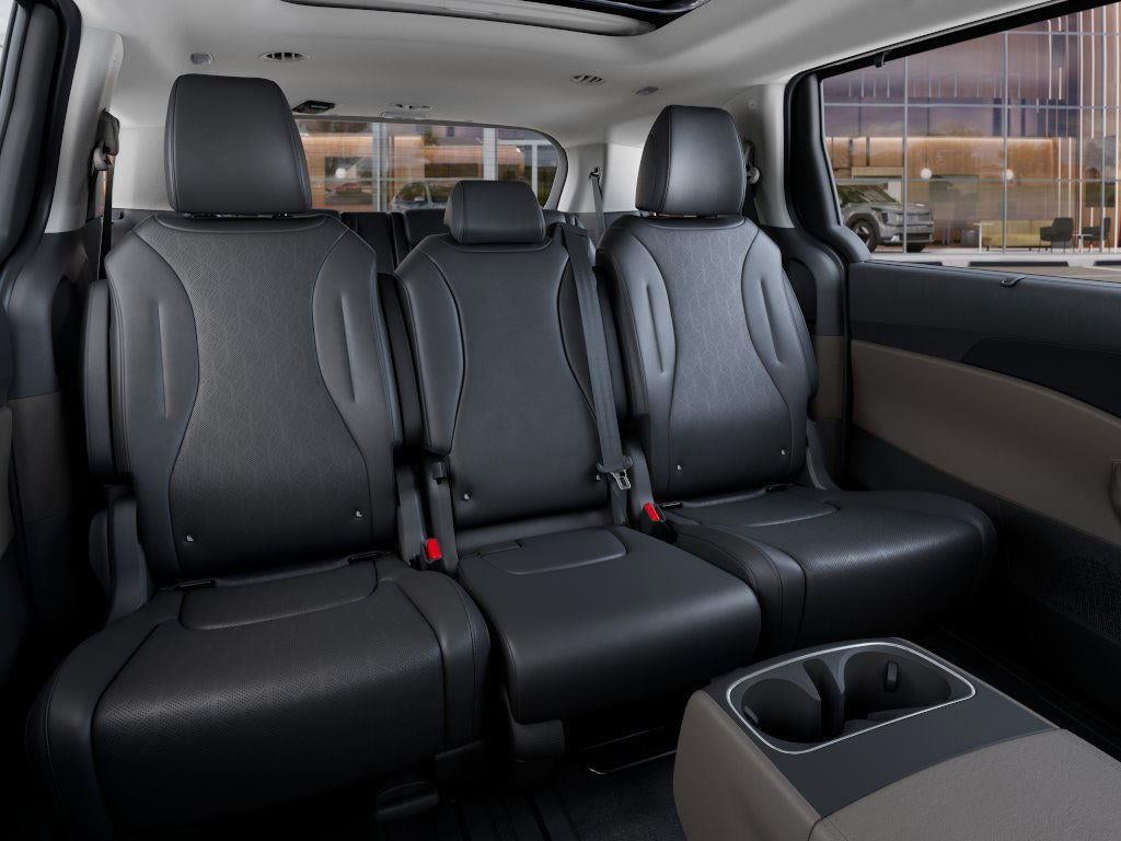 2026 Kia CARNIVAL Base