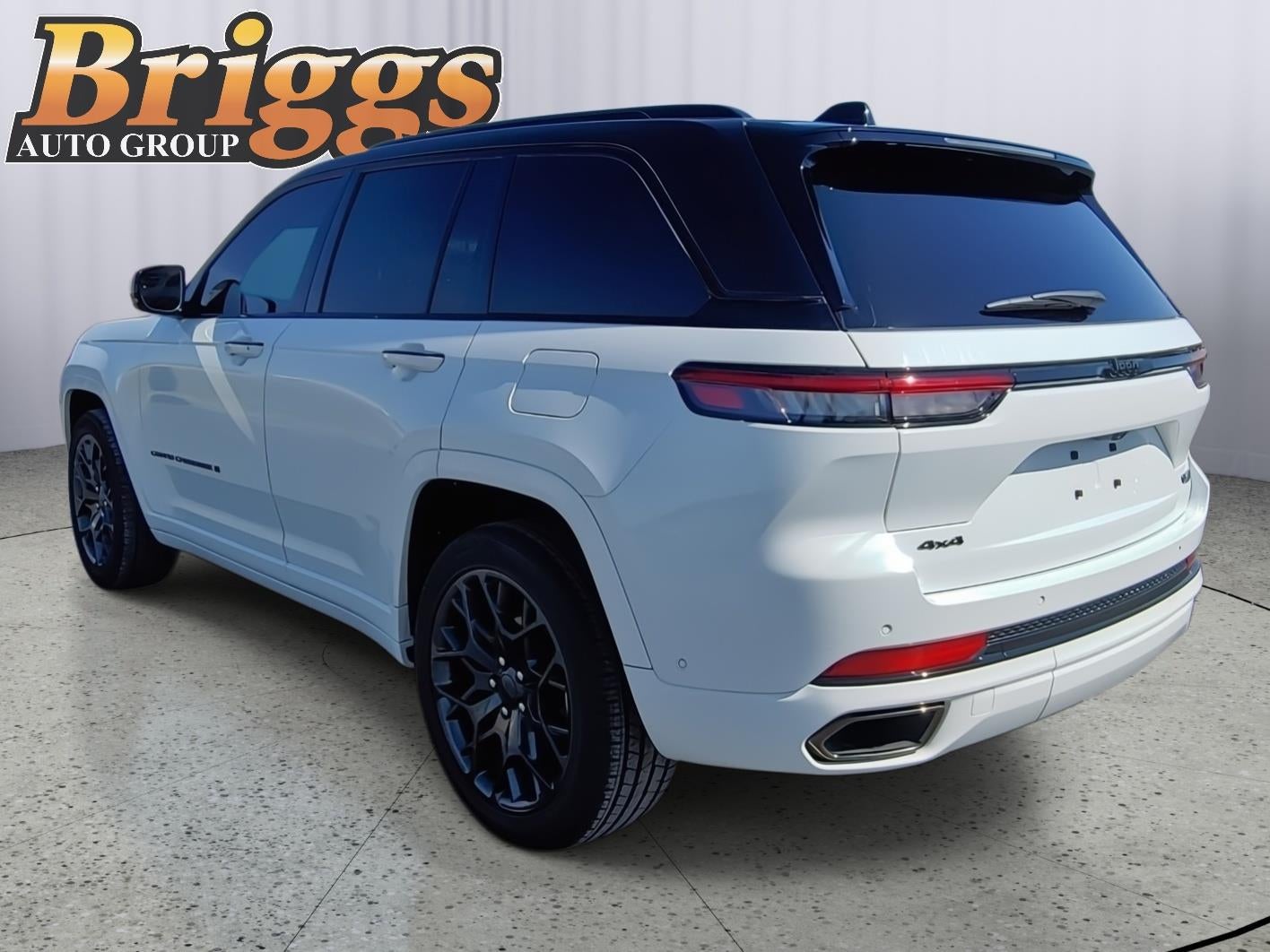 2025 Jeep Grand Cherokee Summit