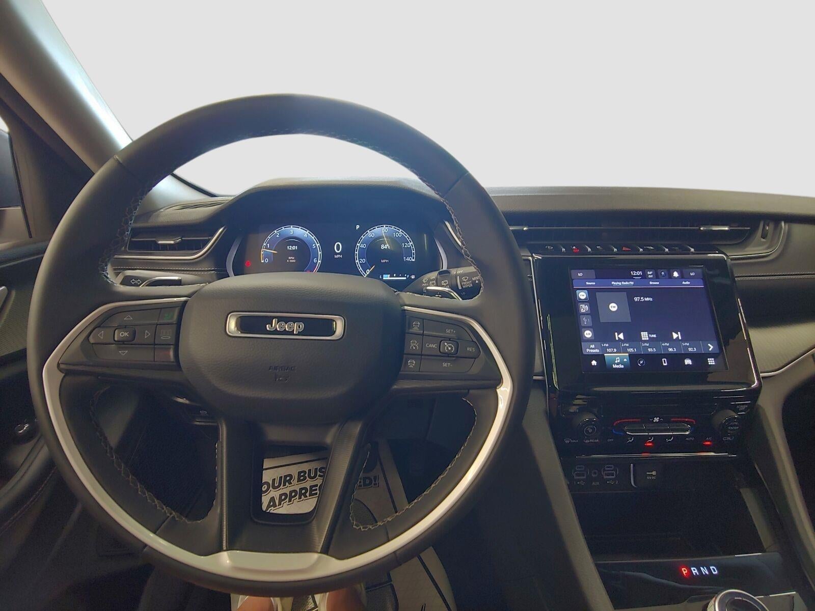 2023 Jeep Grand Cherokee L Laredo