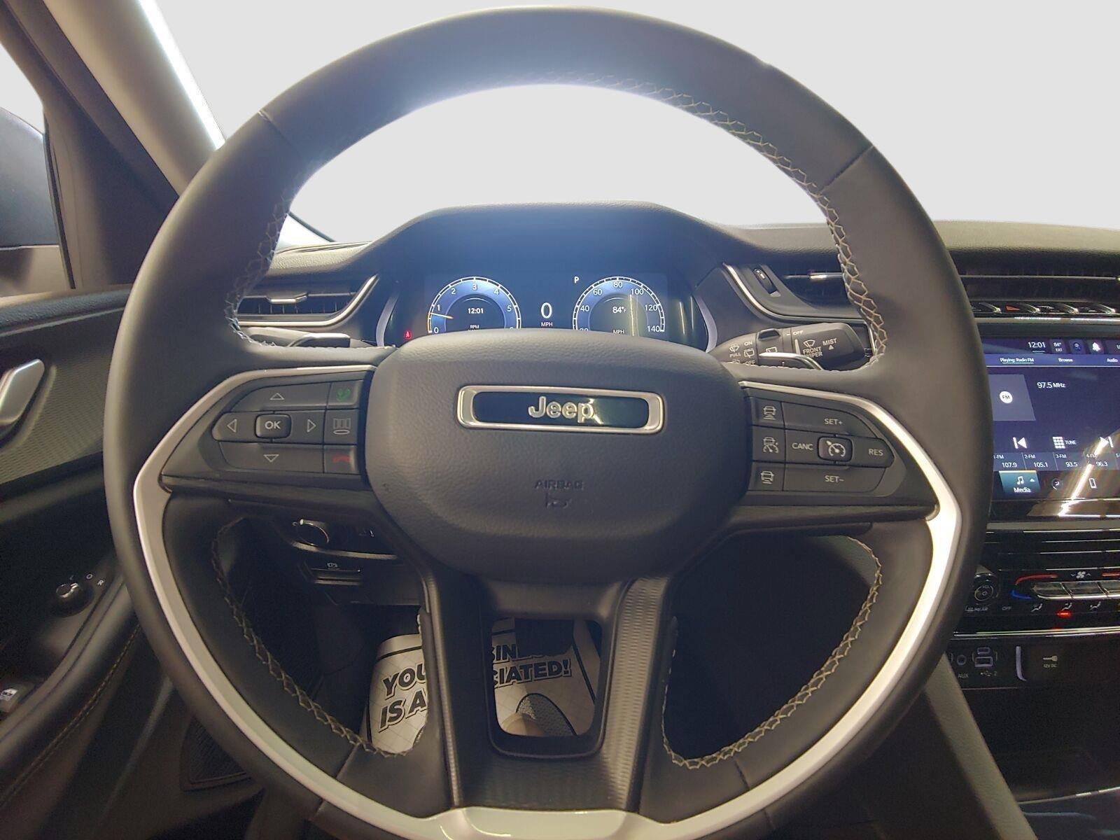 2023 Jeep Grand Cherokee L Laredo