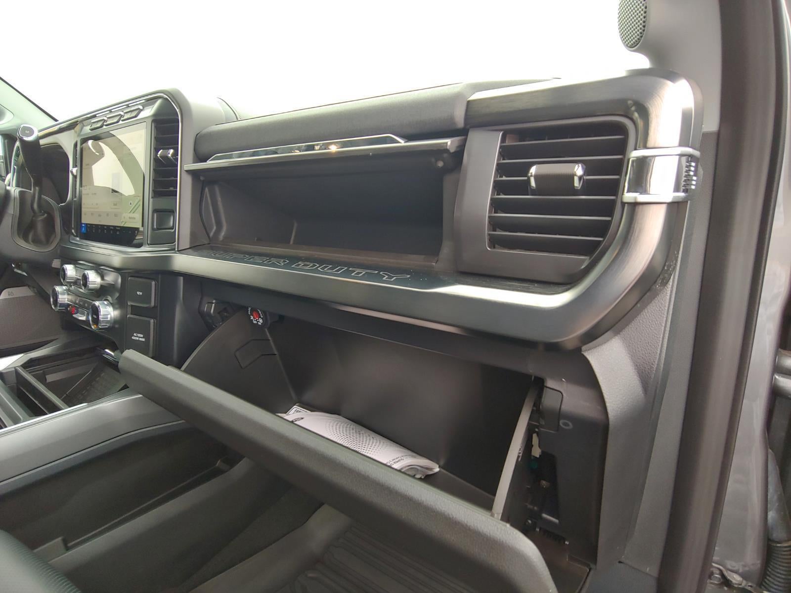 2024 Ford F-250 SUPER DUTY Base