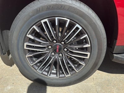 2025 GMC Yukon Elevation