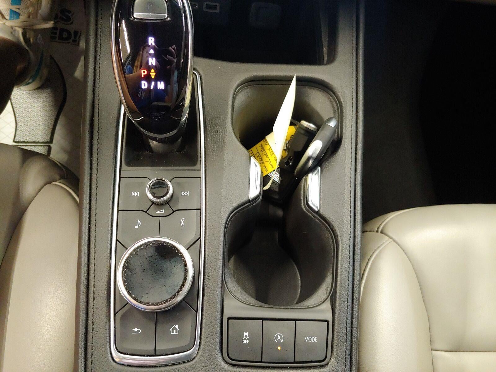 2023 Cadillac XT4 AWD Premium Luxury