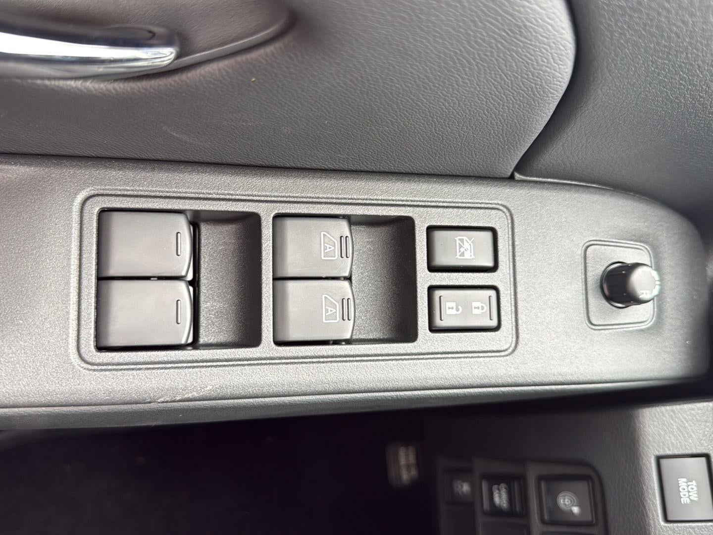 2027 Nissan Frontier Crew Cab SV