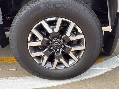 2027 Nissan Frontier Crew Cab SV