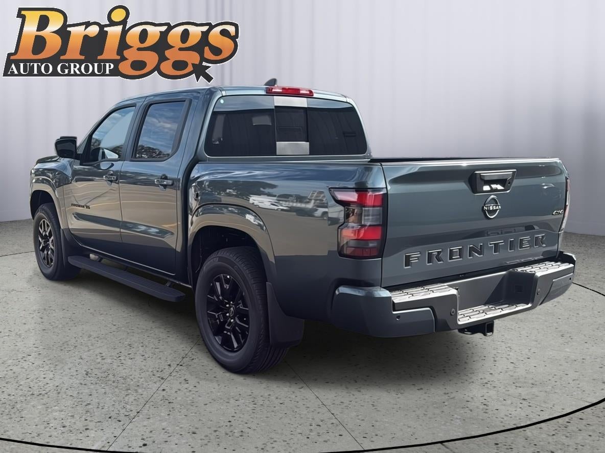 2027 Nissan Frontier SV