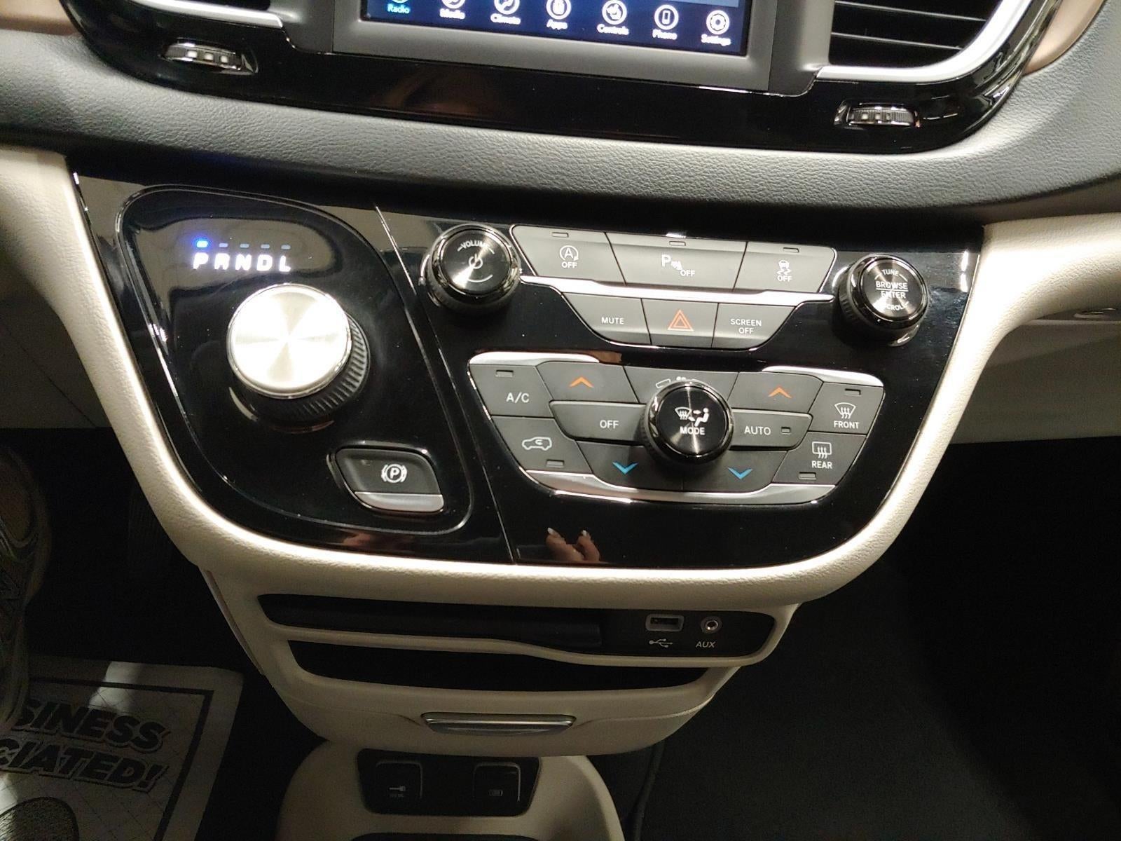 2018 Chrysler Pacifica Touring L