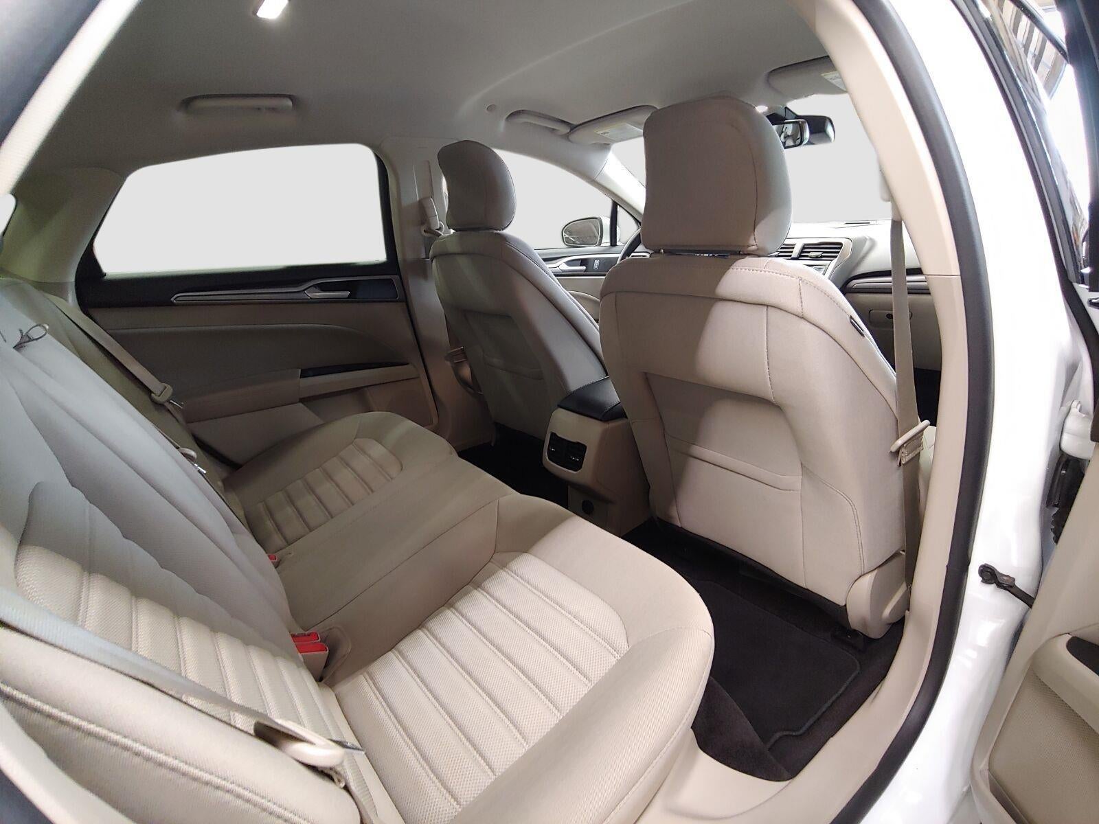 2018 Ford Fusion Hybrid SE