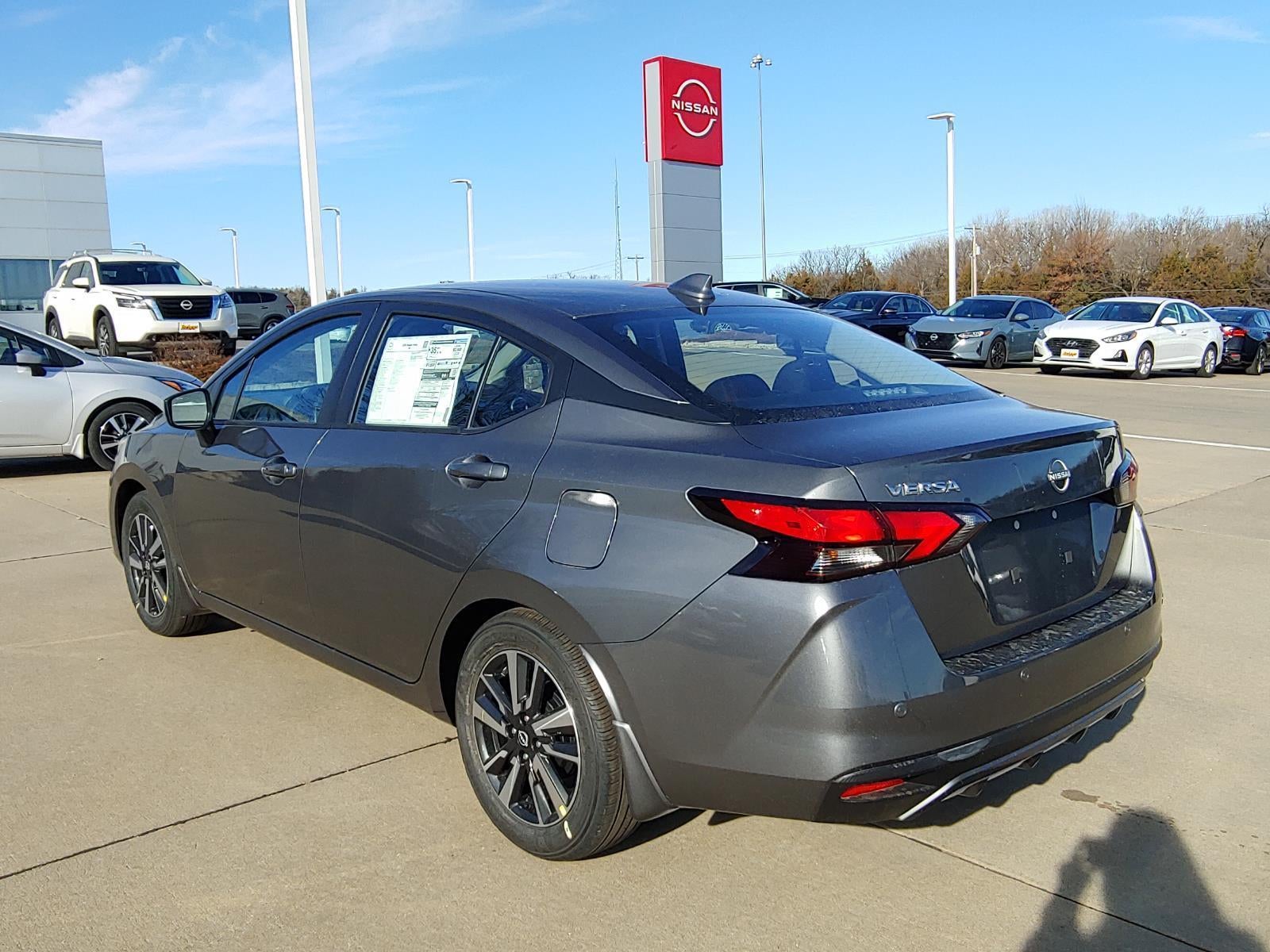 2025 Nissan Versa SV