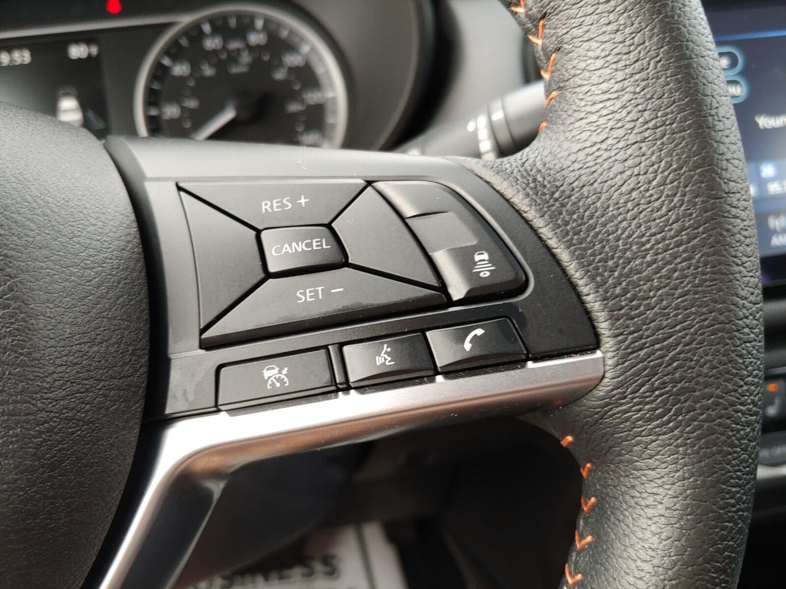 2024 Nissan Versa SR