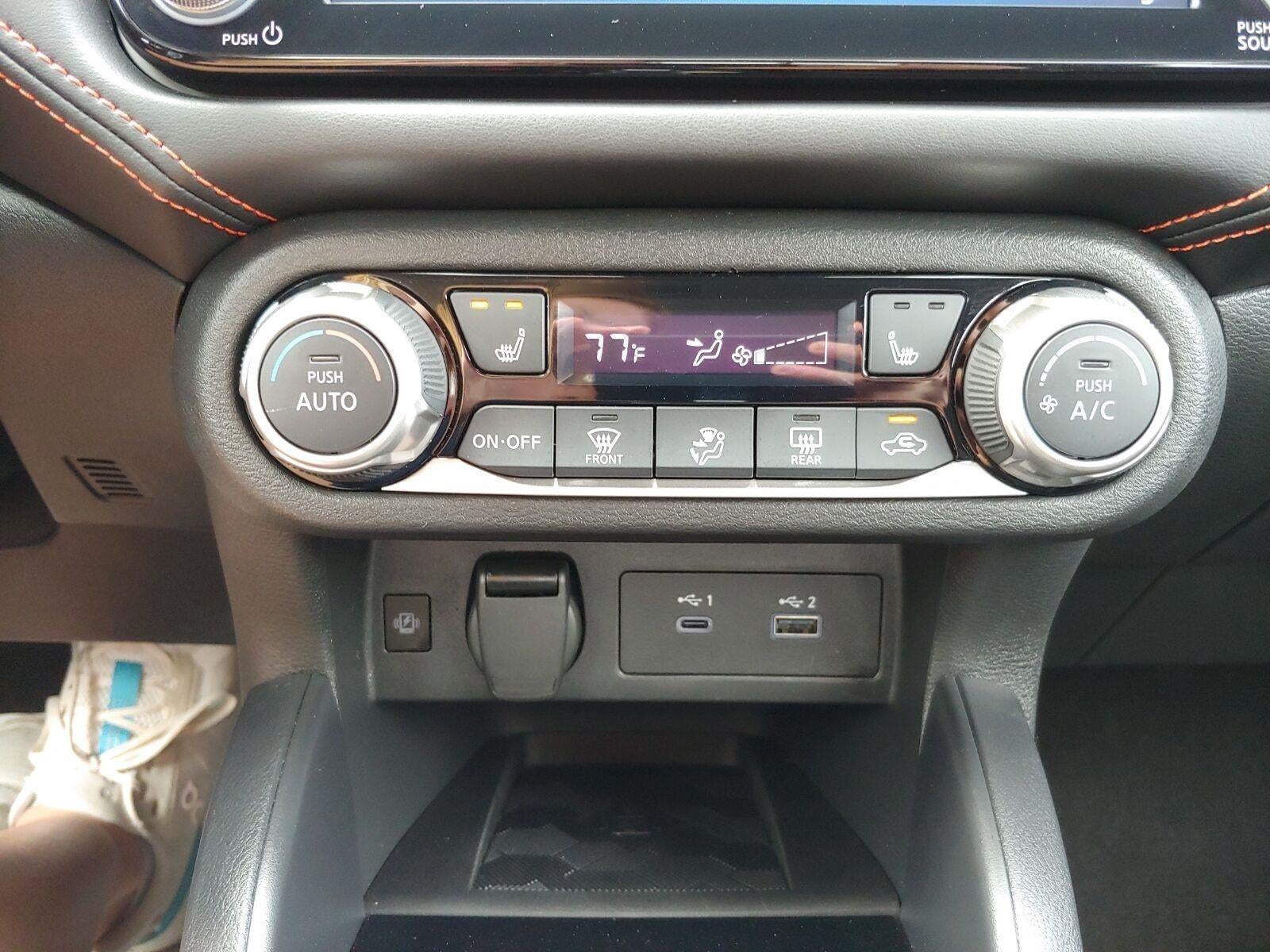 2024 Nissan Versa SR