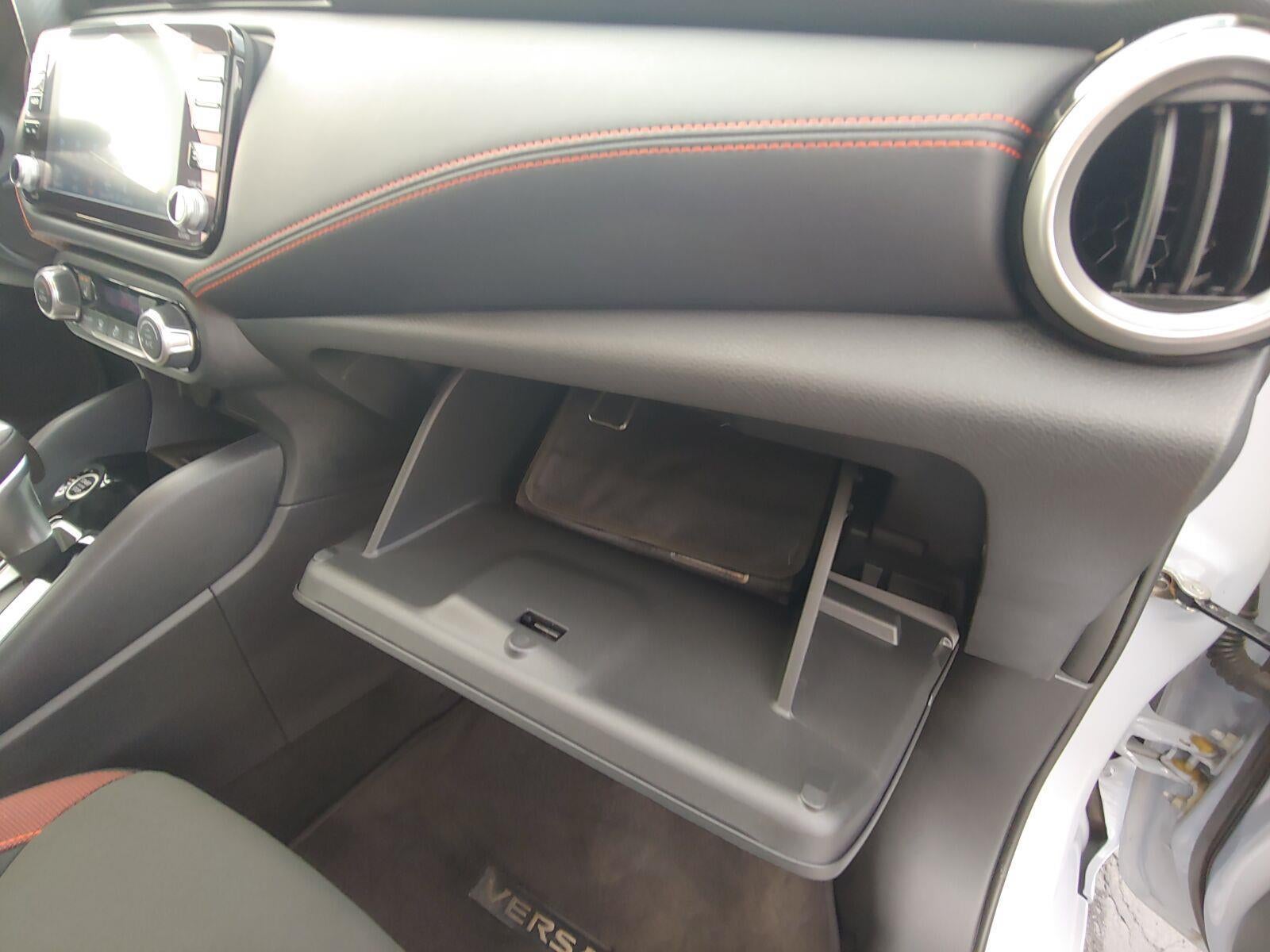 2024 Nissan Versa SR