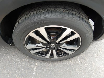 2019 Nissan Kicks SR