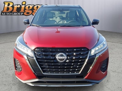 2023 Nissan Kicks SR