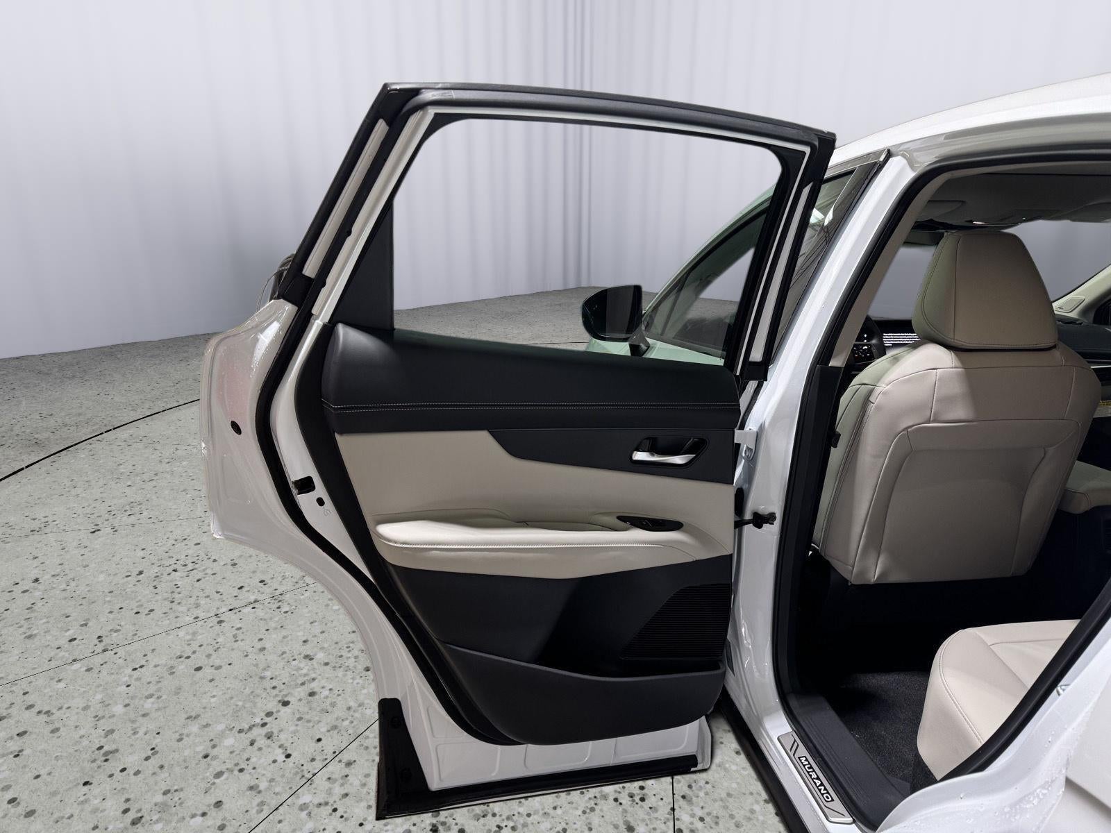 2025 Nissan Murano SL