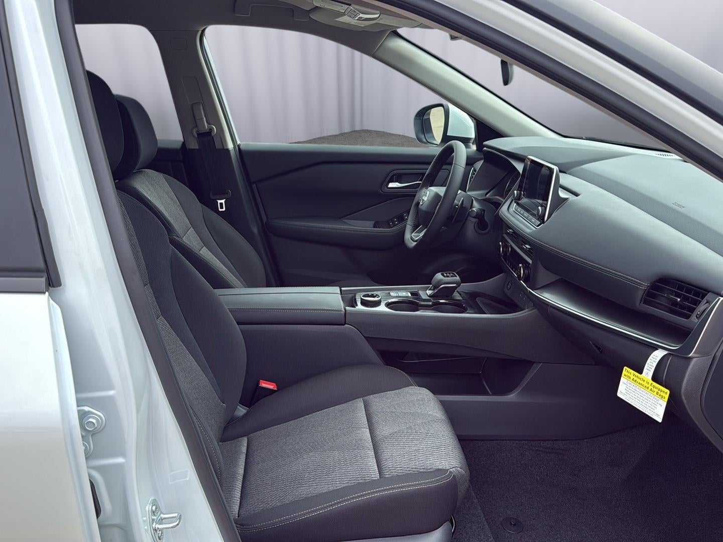 2027 Nissan Rogue SV