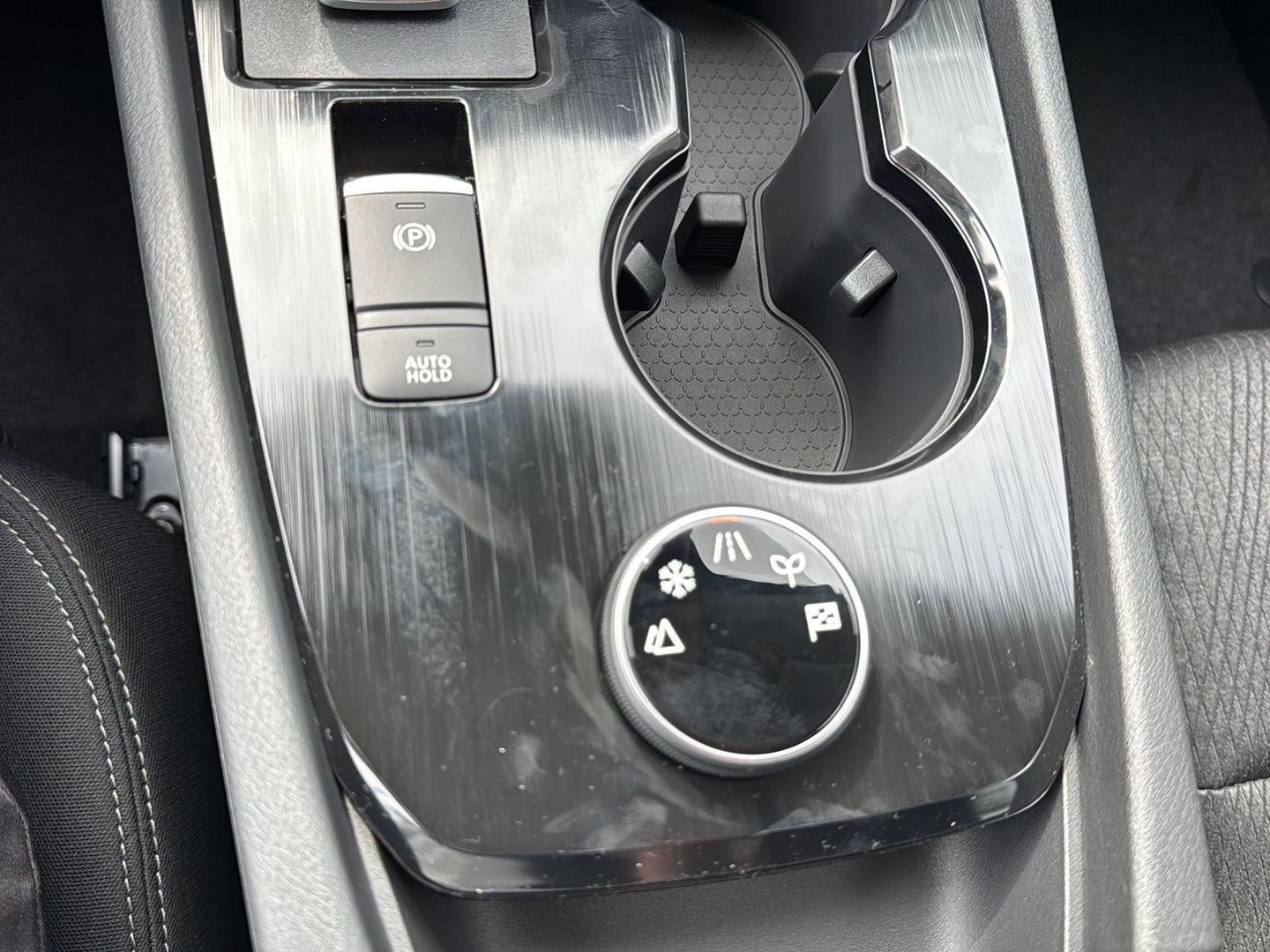 2027 Nissan Rogue SV
