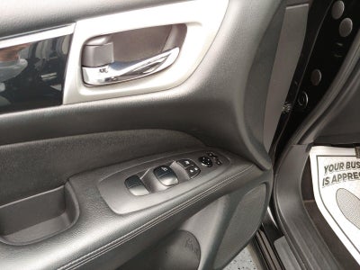 2020 Nissan Pathfinder S