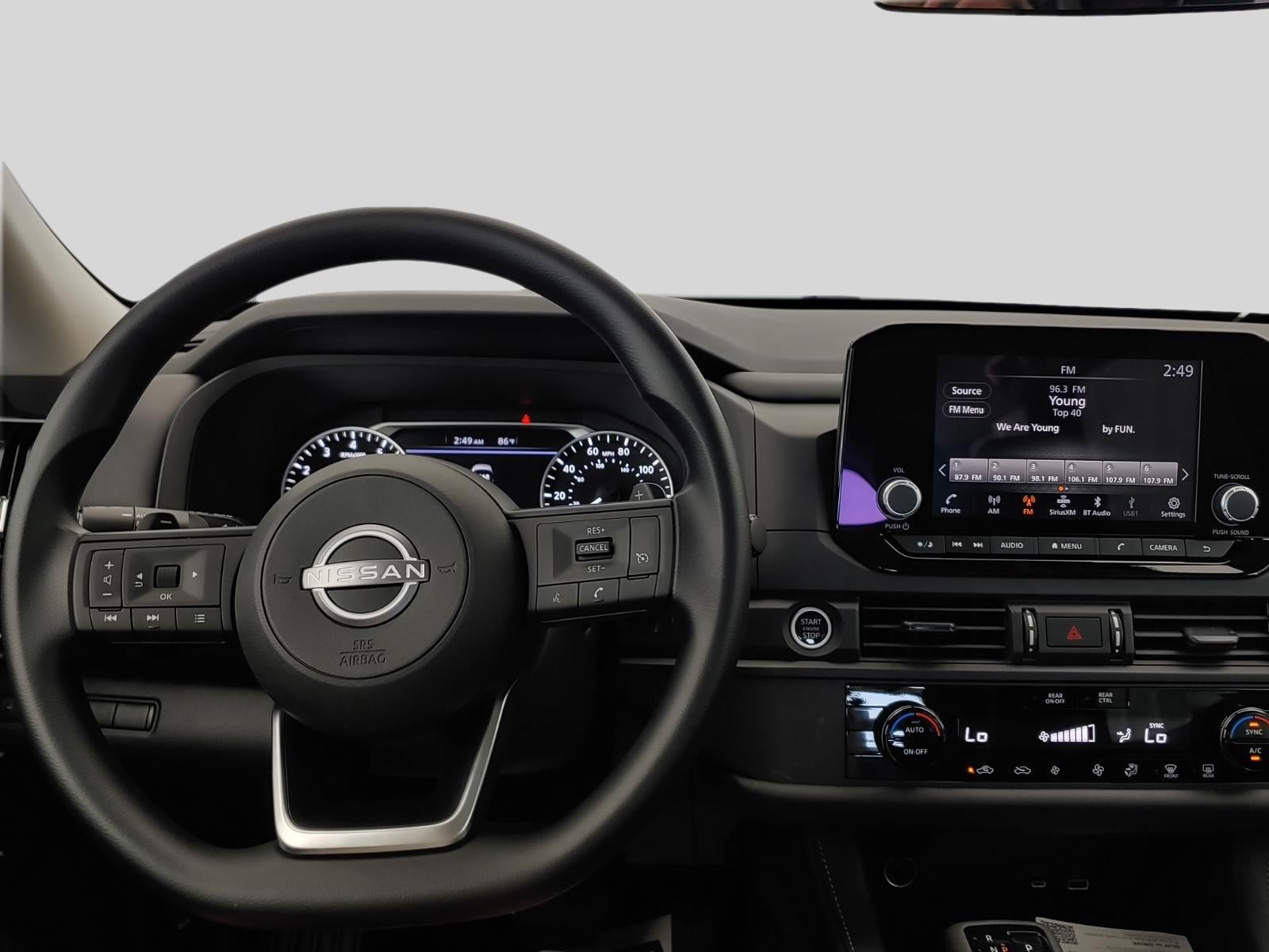 2024 Nissan Pathfinder S