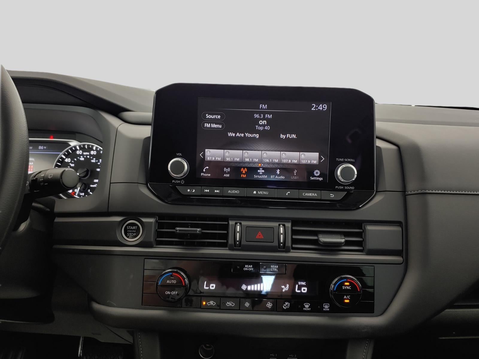 2024 Nissan Pathfinder S