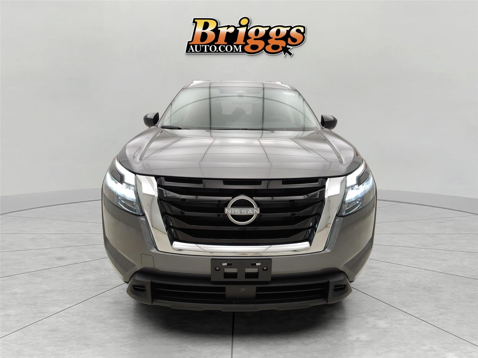 2024 Nissan Pathfinder S