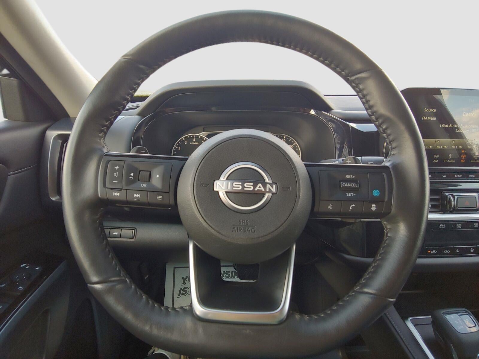 2024 Nissan Pathfinder SL