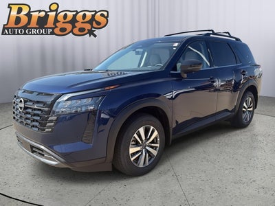 2026 Nissan Pathfinder SL