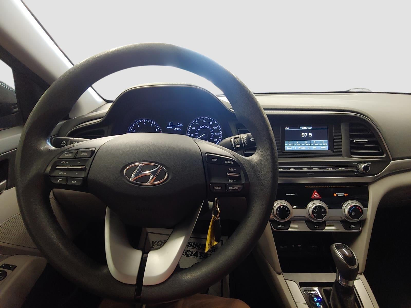 2019 Hyundai Elantra SE