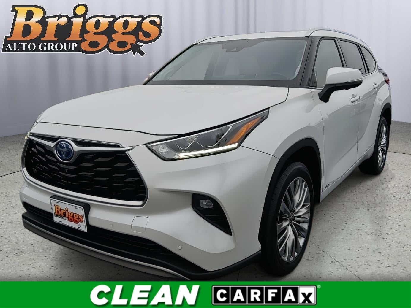 2023 Toyota Highlander Hybrid Platinum