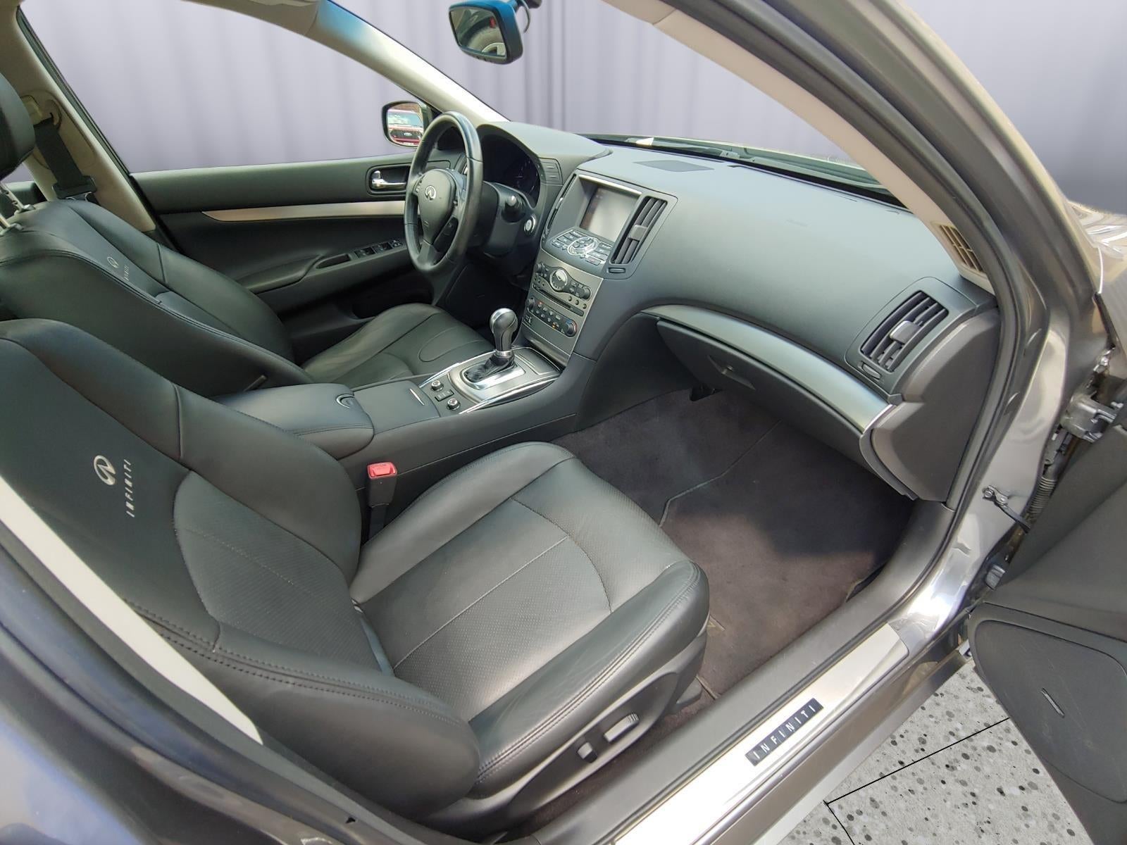 2013 INFINITI G37 Sedan x