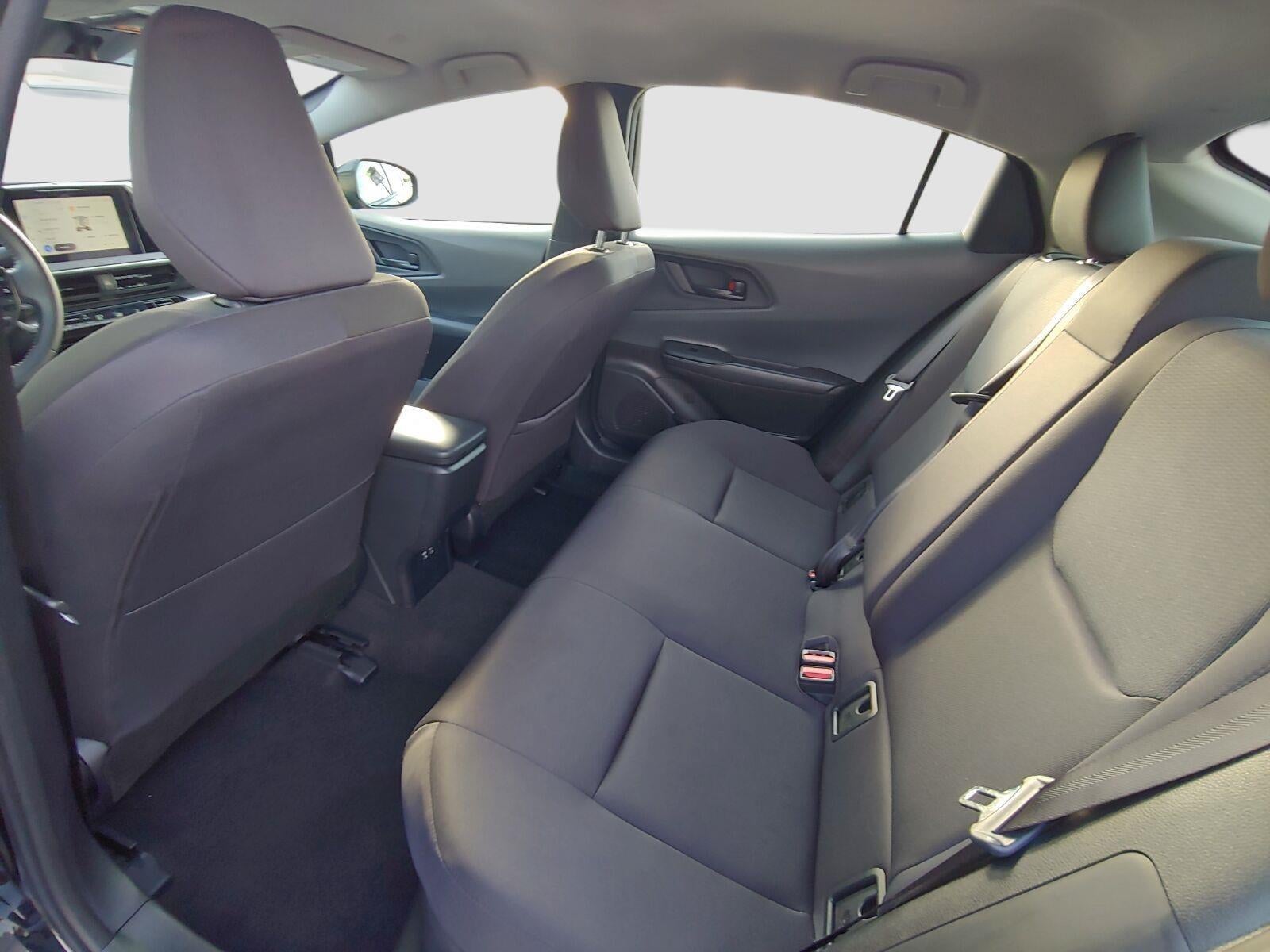 2025 Toyota Prius XLE