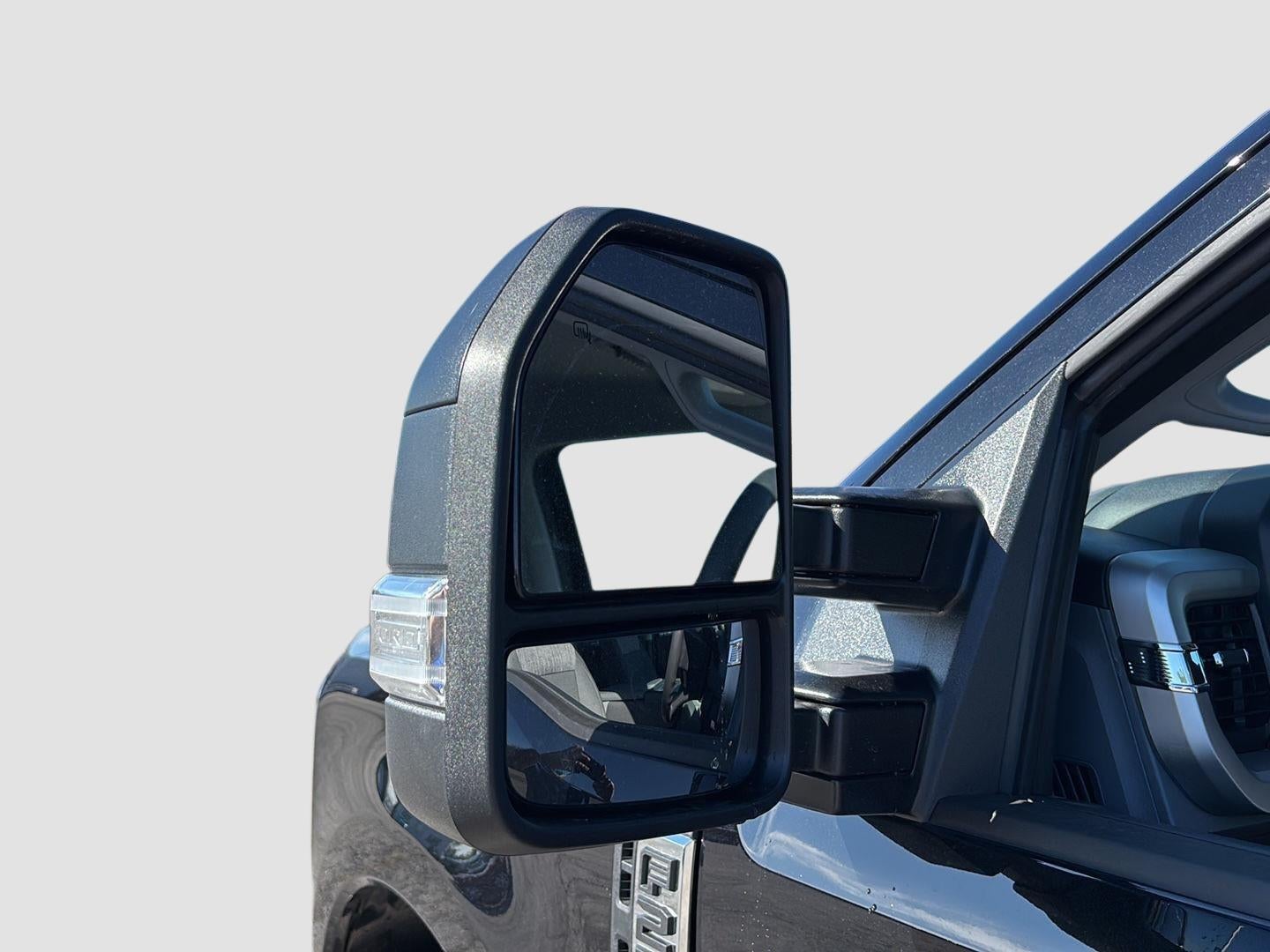 2027 Ford Super Duty F-250 SRW XLT