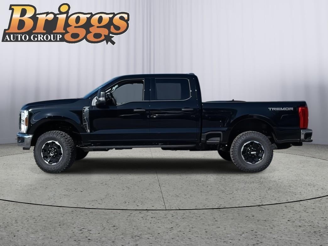 2027 Ford Super Duty F-250 SRW XLT