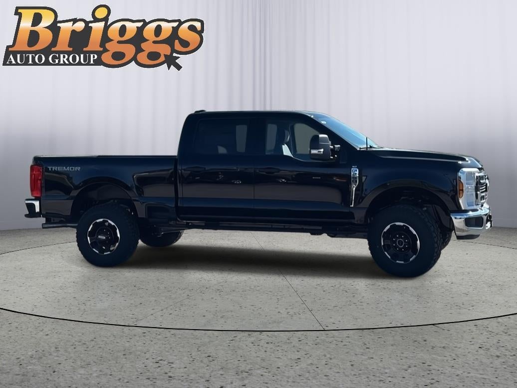 2027 Ford Super Duty F-250 SRW XLT