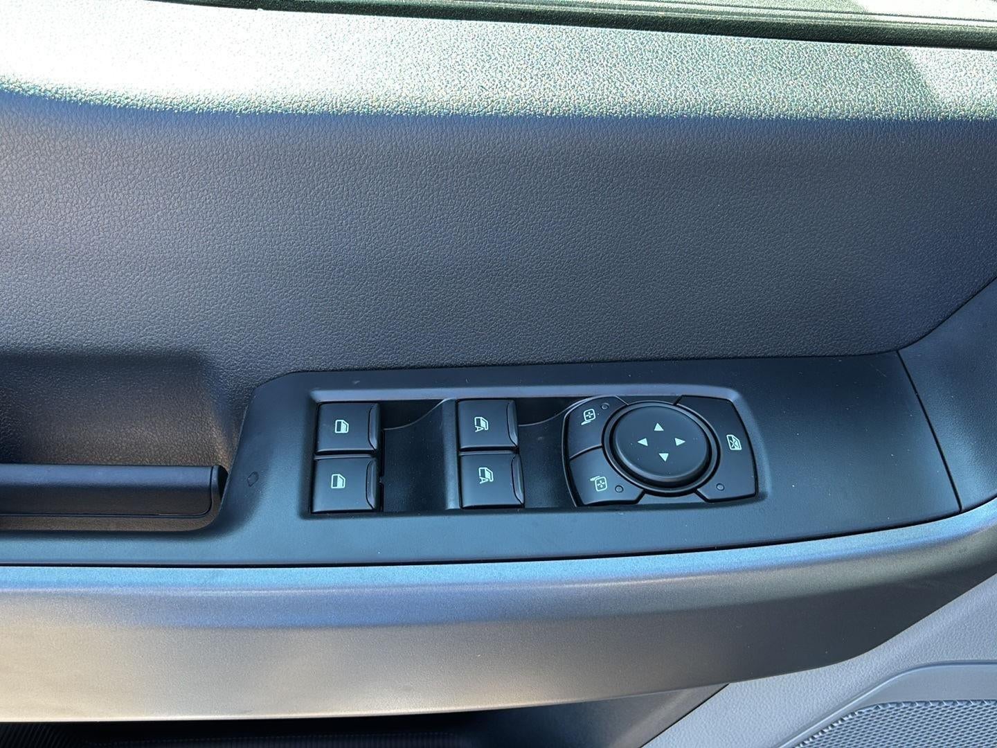 2027 Ford Super Duty F-250 SRW XLT