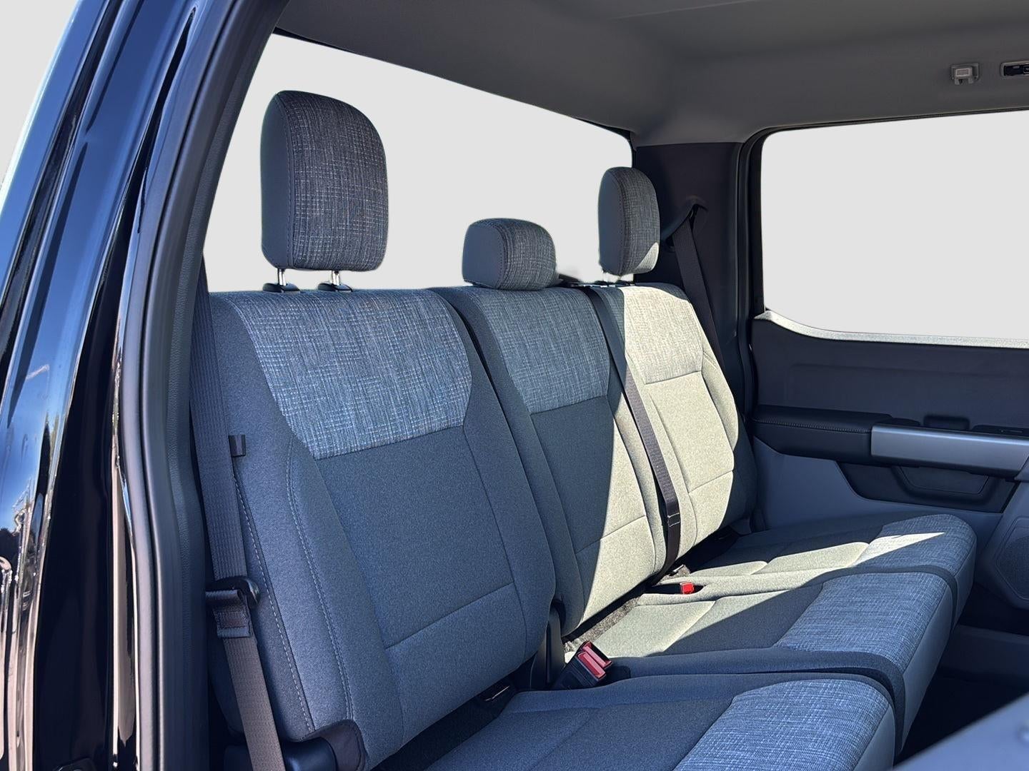 2027 Ford Super Duty F-250 SRW XLT