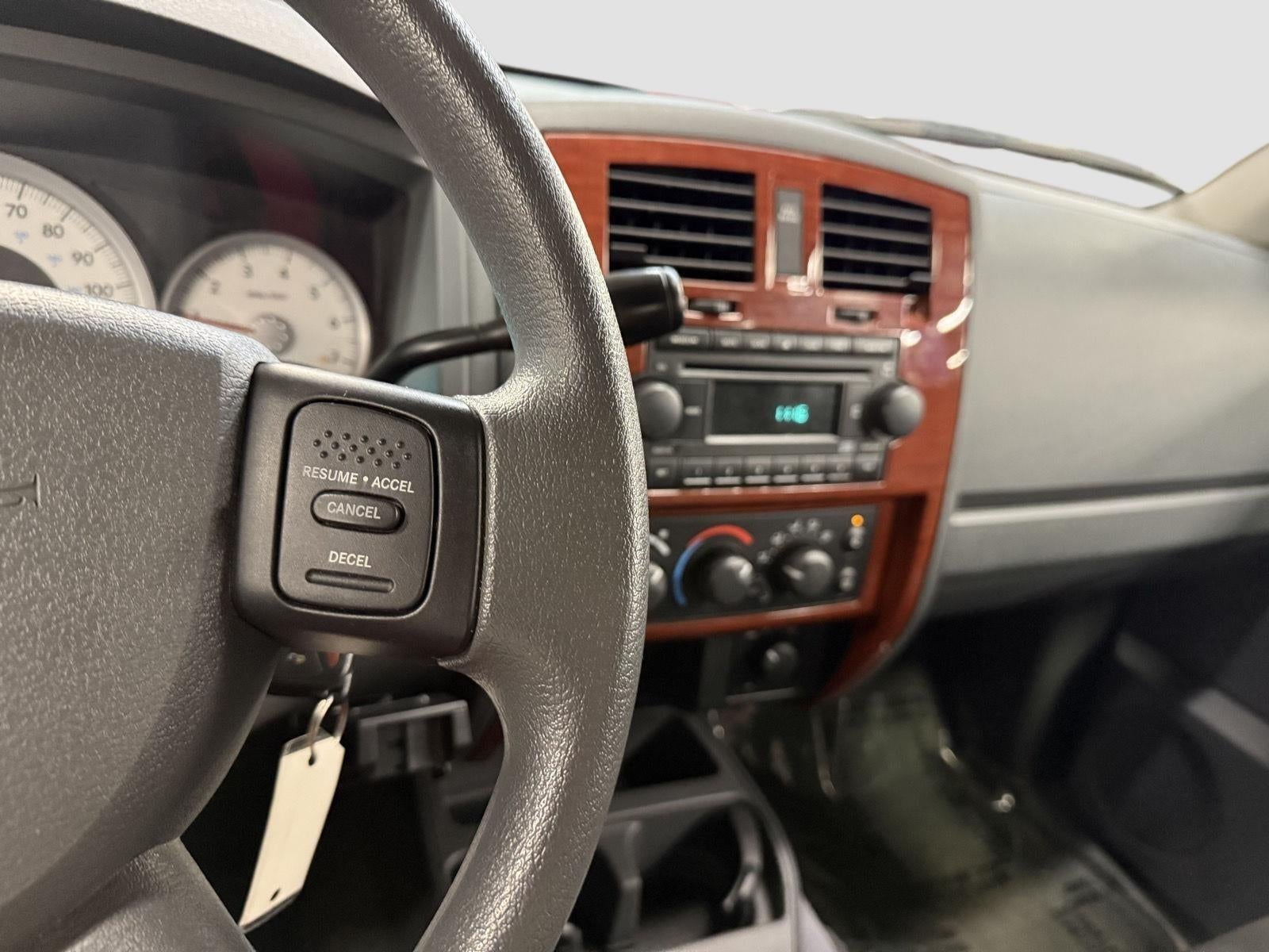 2005 Dodge Dakota SLT