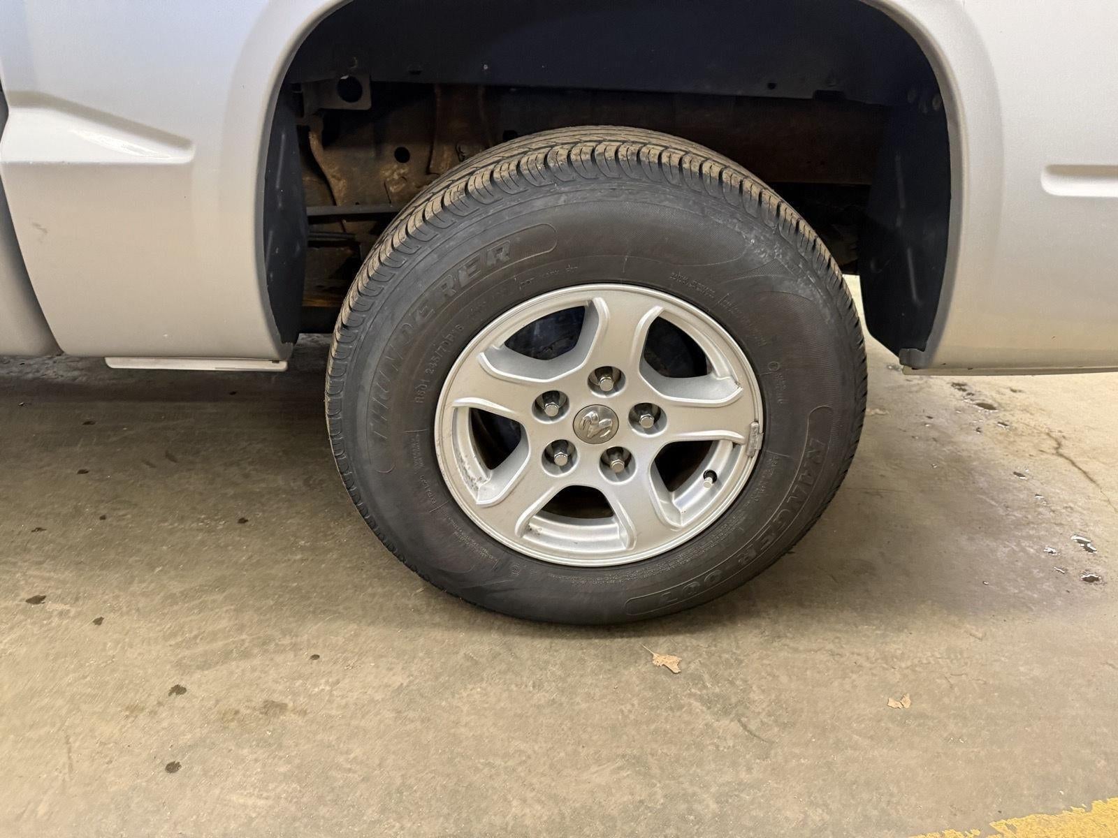 2005 Dodge Dakota SLT