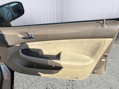 2005 Honda Accord Sdn LX