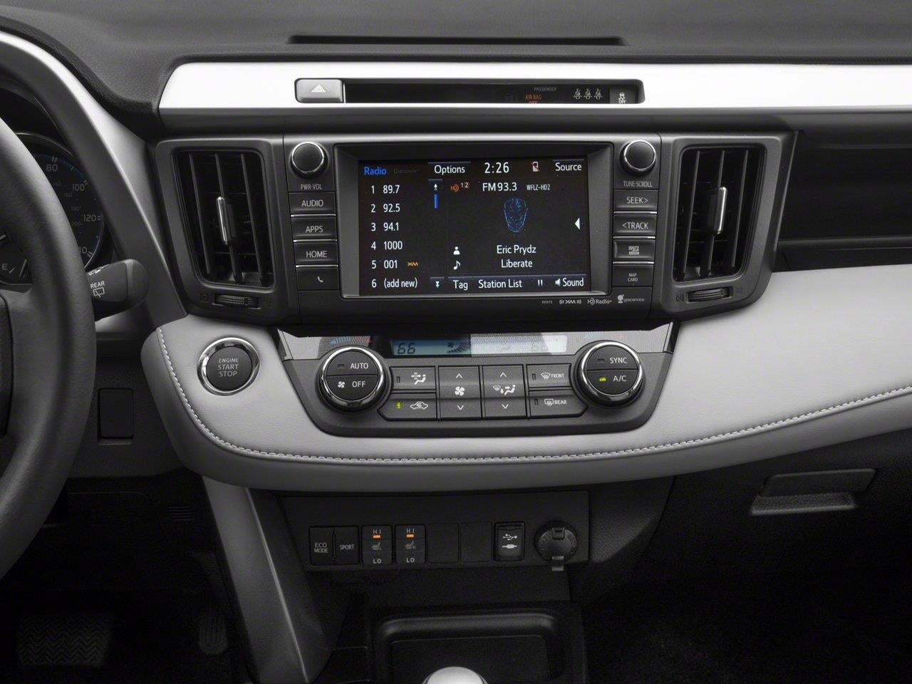 2018 Toyota RAV4 SE