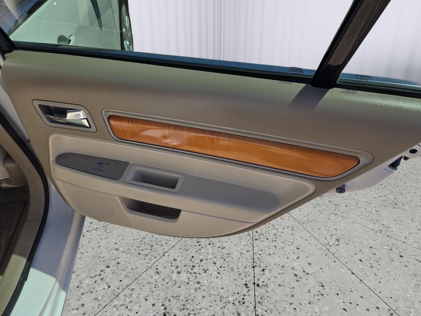 2009 Lincoln MKZ Base