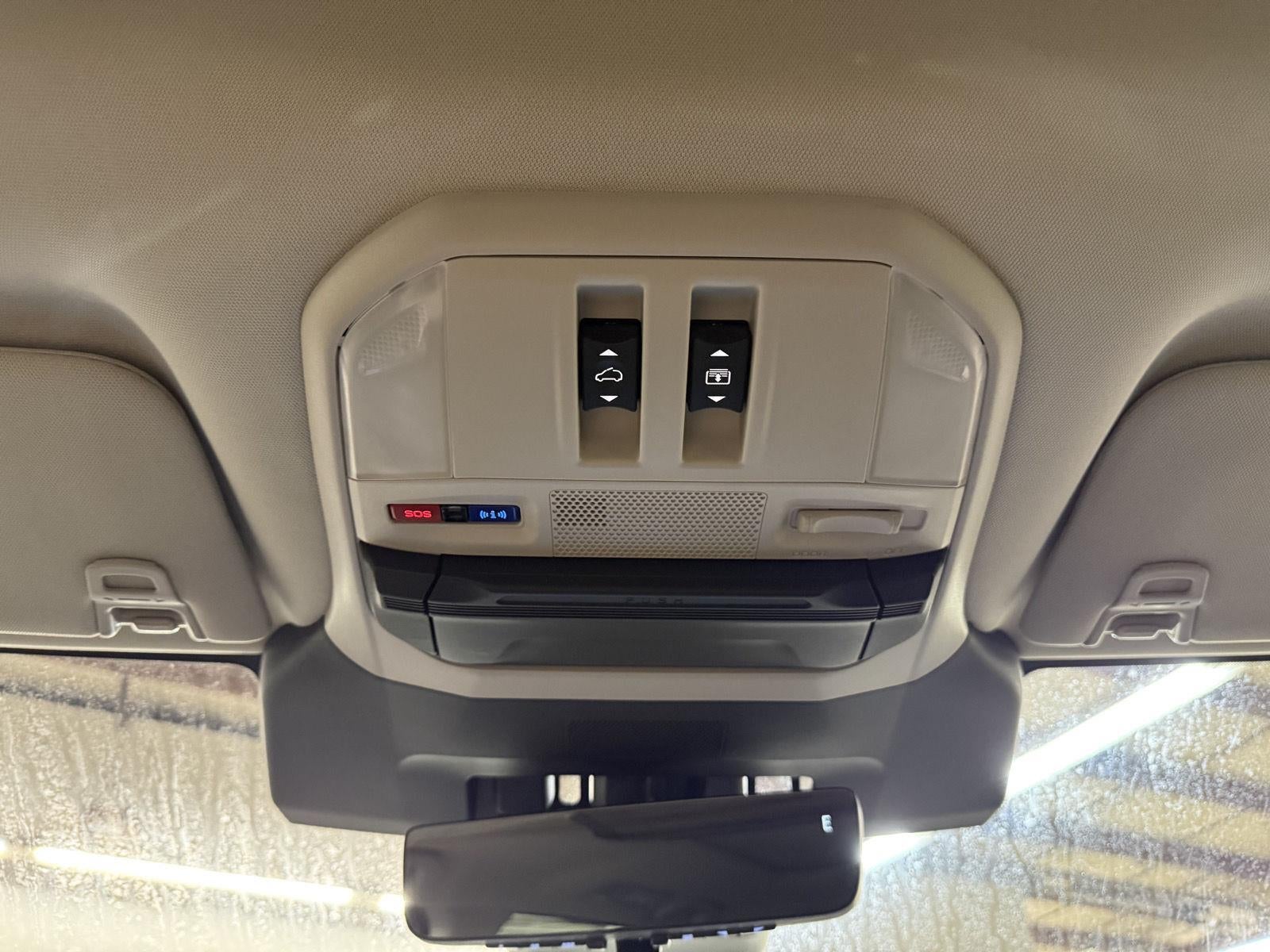 2025 Subaru ASCENT Onyx Edition Touring