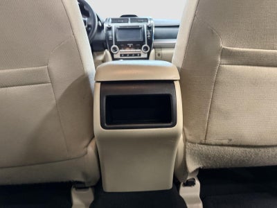 2014 Toyota CAMRY SE