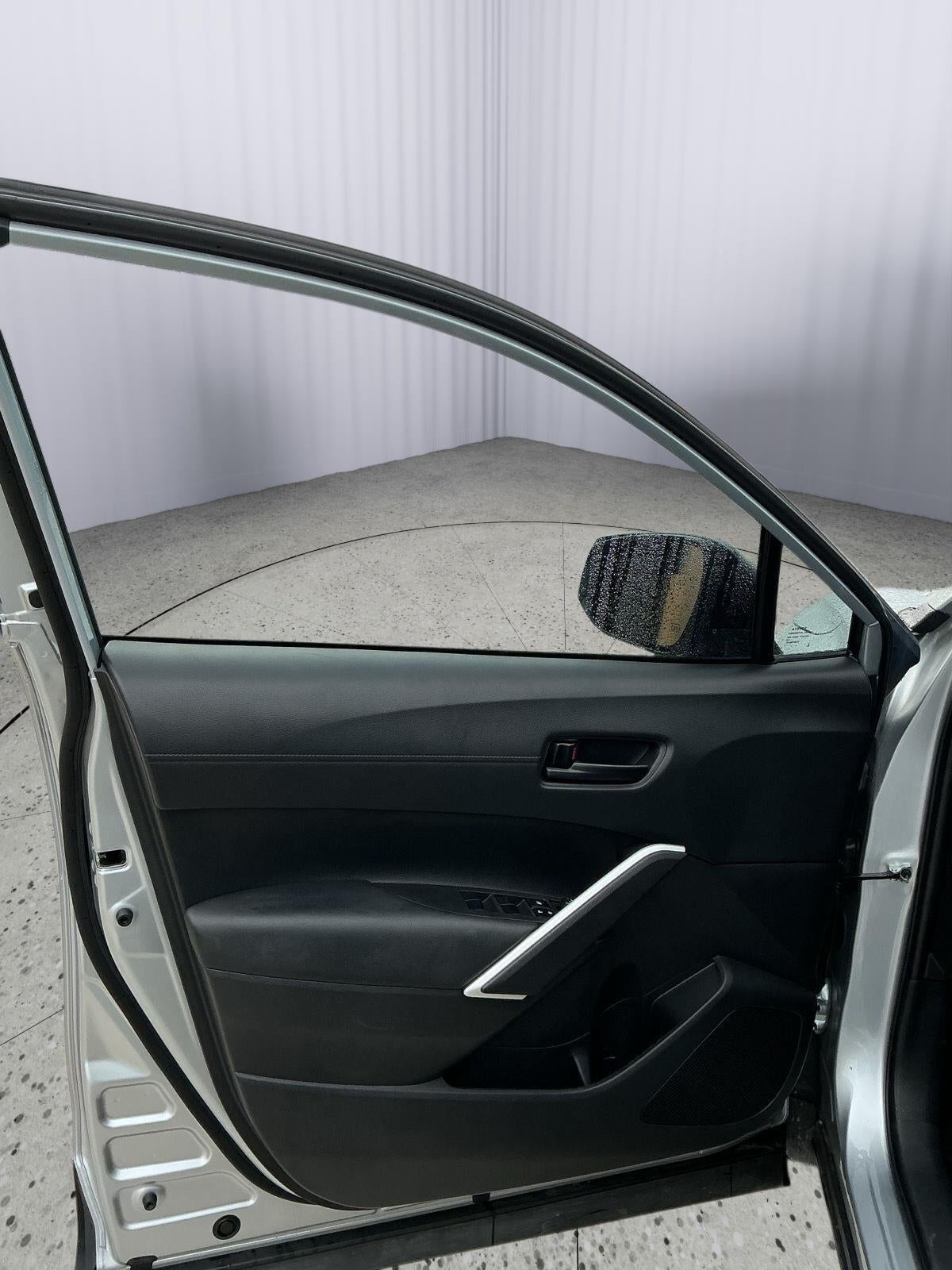 2025 Toyota COROLLA CROSS HYBRID Hybrid S