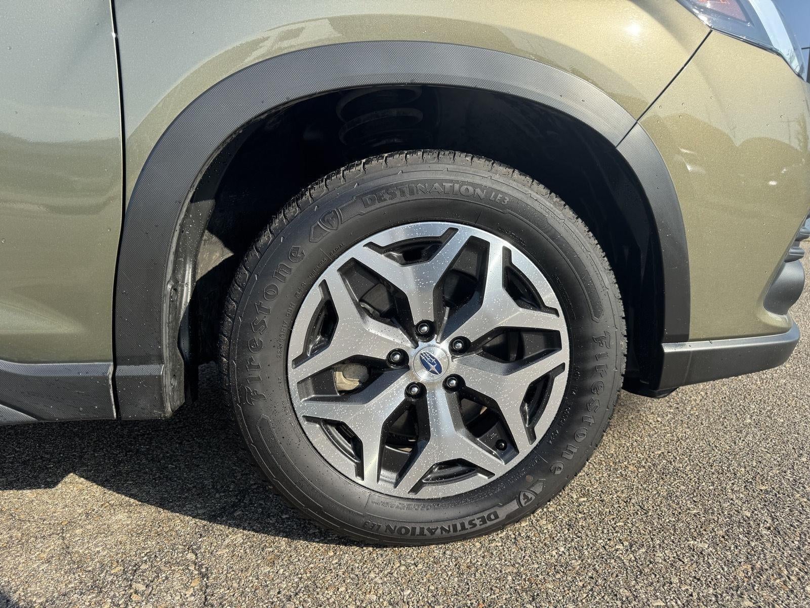 2024 Subaru Forester Premium
