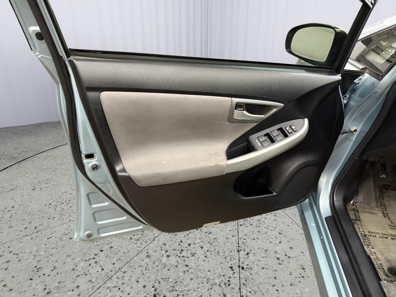 2014 Toyota Prius Three