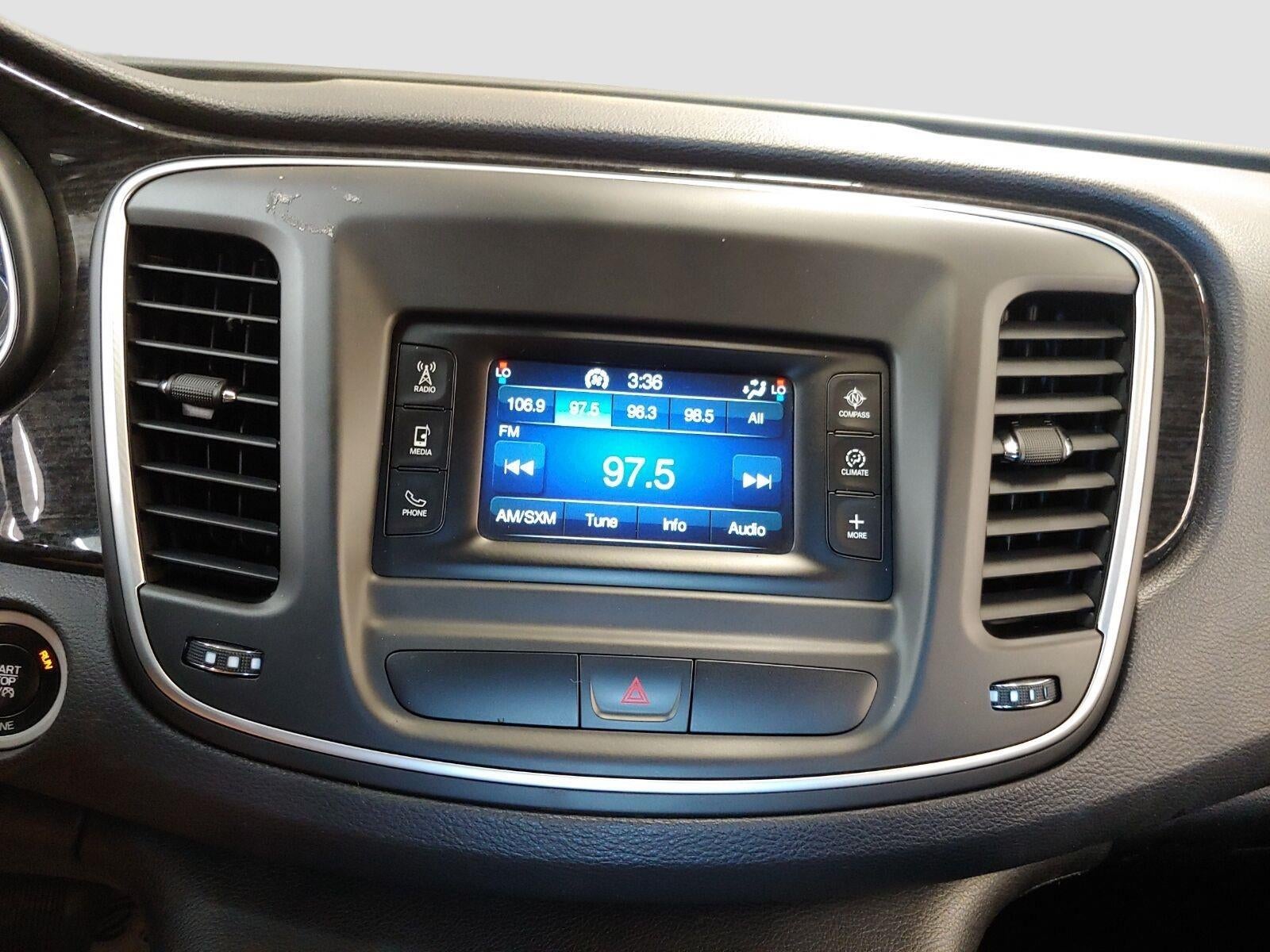 2015 Chrysler 200 C
